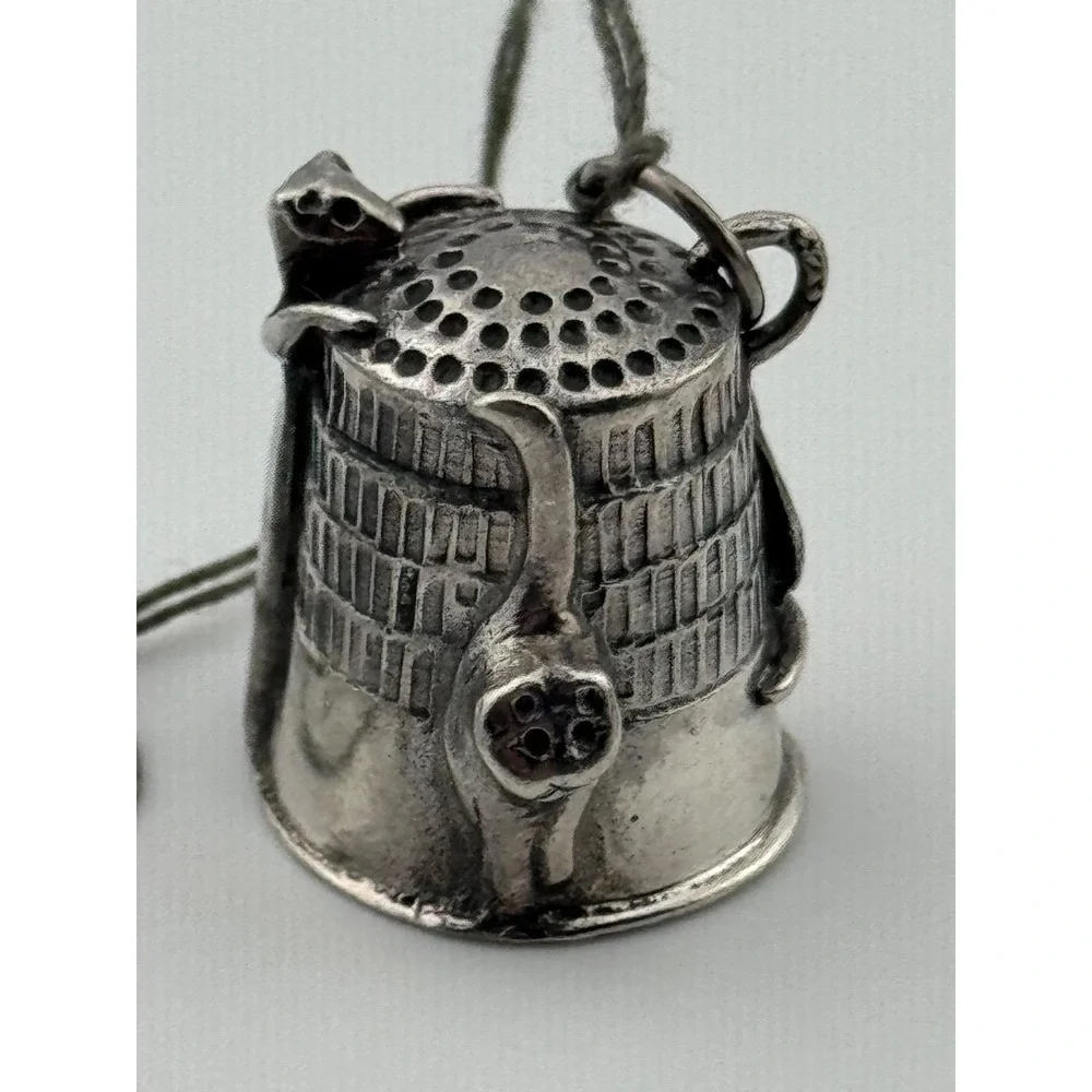 REO‎ Sterling Silver Cat Kitten Thimble Shaped Pendant